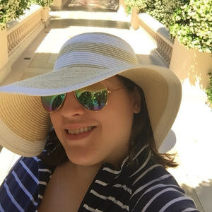 Meet your Posher, Jenny